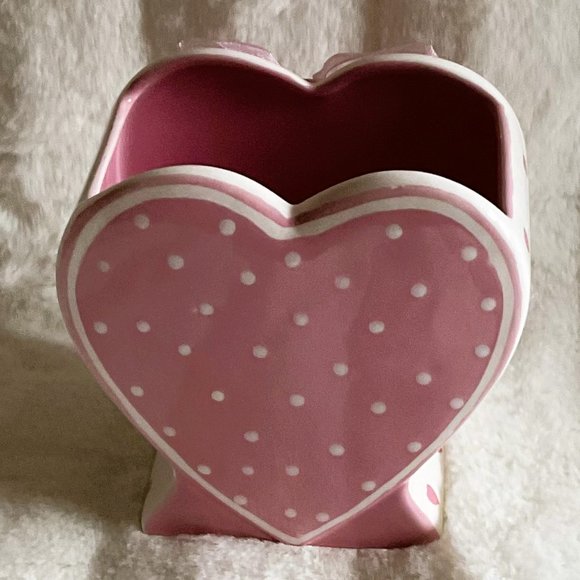 Burton & Burton Heart-Shaped Vase - Picture 3 of 4